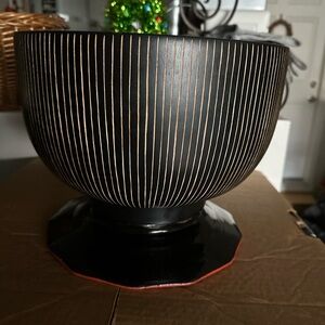 Extra large mango wood bowl